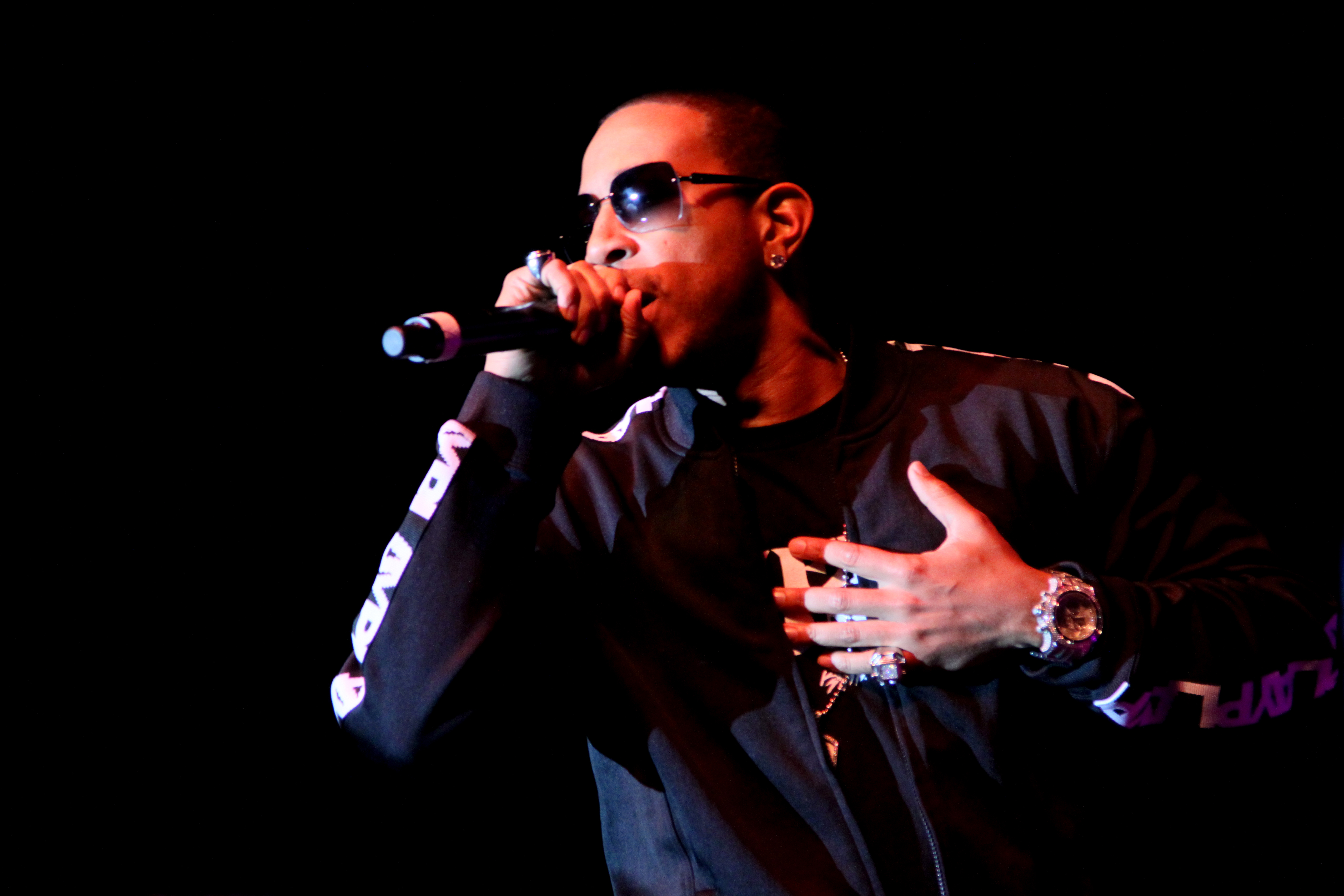 Examples Of Being Generous - Ludacris Just Set One