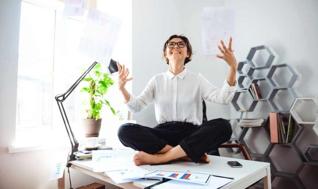 10 Quotes To Help You Prioritise Life Over Work